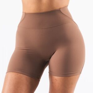 Alphalete Aura 5” Shorts - Oak